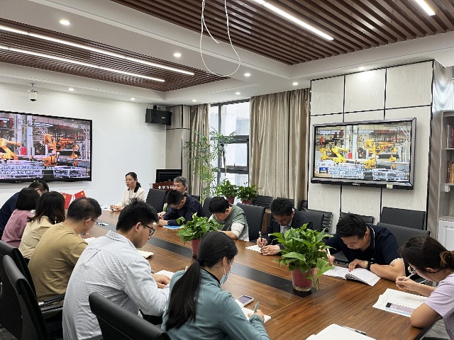 6912ec3432124b6c9ef79566fa9cbf27.jpg 教工化生支部召开警示教育座谈会.jpg