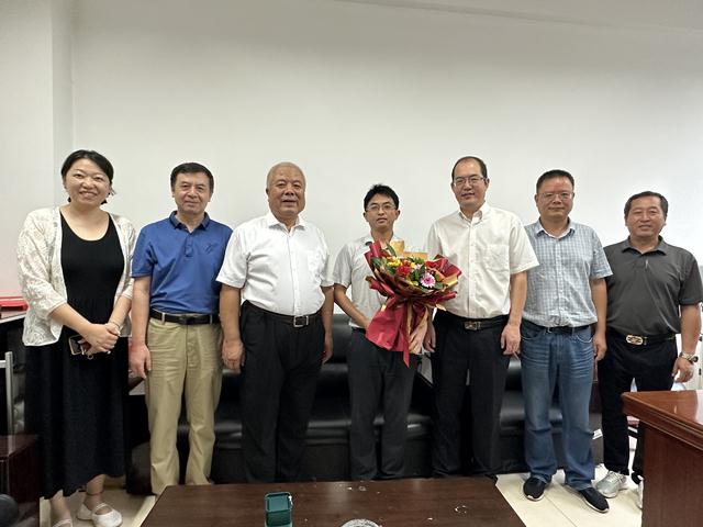 e13c5a9b127c411780446cfc09b9bb6d.jpg IMG_5558.JPG